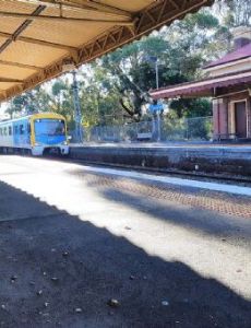Williamstown Beach railway station