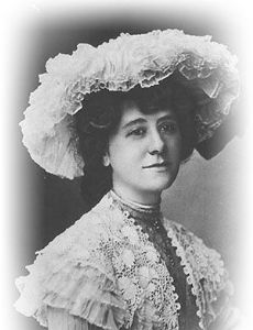Annie Hughes (Performer)