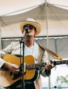 Sam Outlaw