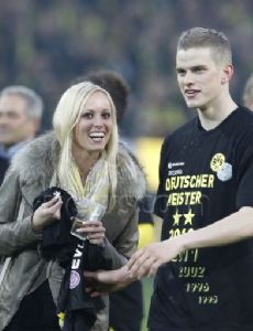 Sven Bender and Simone Dettendorfer