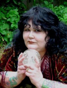 Yasmine Galenorn