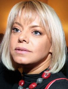 Yana Poplavskaya