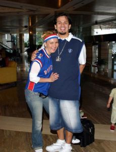 Alicia Villarreal and Cruz Martínez