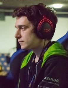 Plup (video game player)