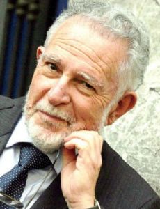 Amos Luzzatto