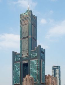 85 Sky Tower