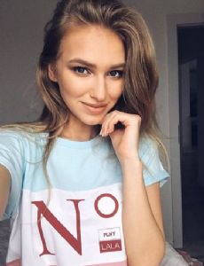 Adrianna Daniel