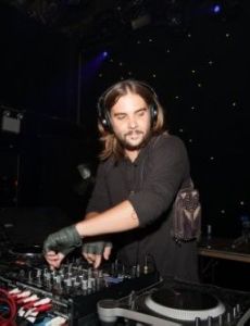 Seven Lions