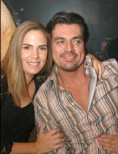 Jorge Salinas and Fátima Boggio