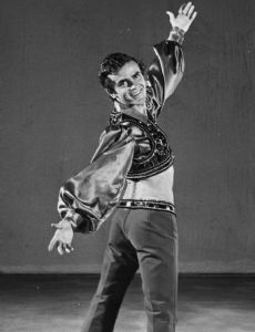 Donald McPherson (figure skater)