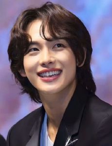 Im Si-wan
