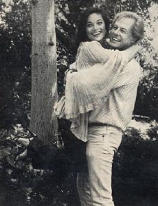 Carol Connors and Robert Culp