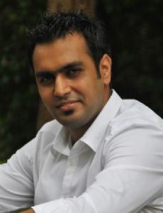 Ravinder Singh (author)