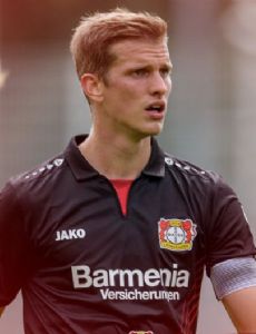 Lars Bender