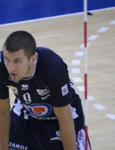 Adam White (volleyball)