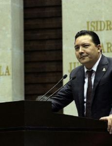 Víctor Serralde Martínez