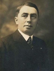 Harry W. Musselwhite