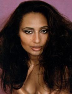 Lara Saint Paul