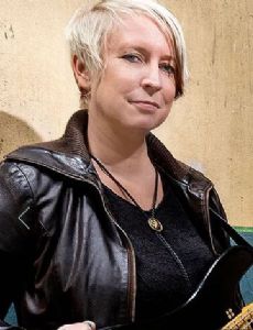 Lorna Thomas (Bassist)