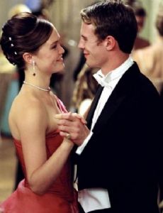 Julia Stiles and Luke Mably
