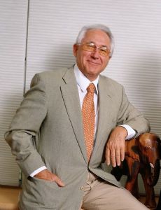 Horst Paulmann