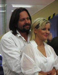 Iveta Bartosová and Jirí Pomeje