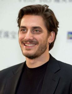 Luca Marinelli