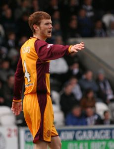 Mark Reynolds (footballer)
