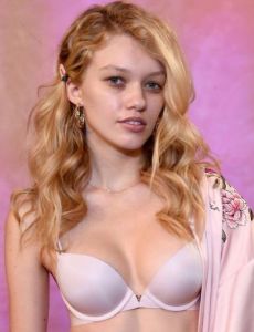 Maggie Lane (Model)