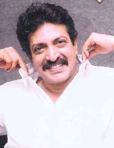 Nizhalgal Ravi