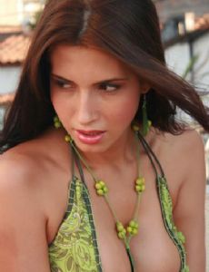 Adriana Cardona (Glamour Model)