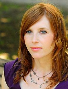 Laura Thompson