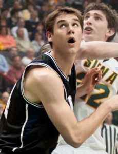 Andrew Smith (basketball)