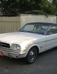 Pony car