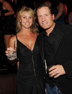 Jeremy Roenick and Tracy Roenick