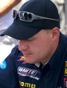 Tomas Enge