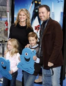 Chris Harrison and Gwen Harrison