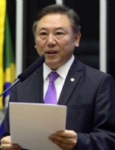 Walter Ihoshi