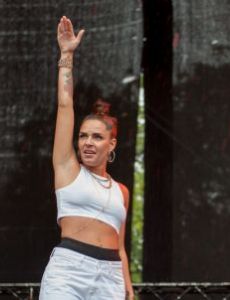 Cleo (Swedish singer)