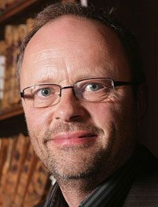 Robert Llewellyn