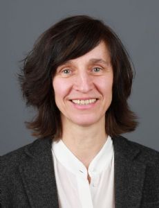 Carola Bluhm