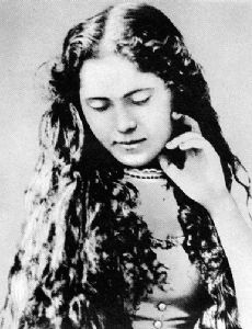 Laura Marx