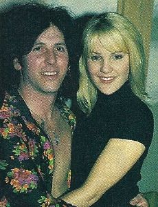 Tracii Guns and Kristen (fiancee)