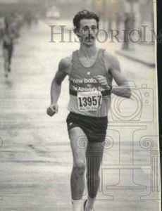 Steve Lacy (runner)