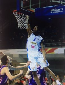 Dion Dixon