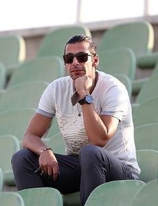 Ferydoon Zandi