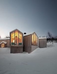 Split View Mountain Lodge
