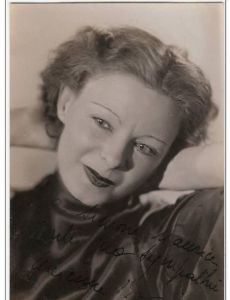 Lucienne Bogaert
