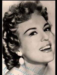 Mercedes Vecino