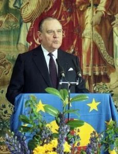 Raymond Barre